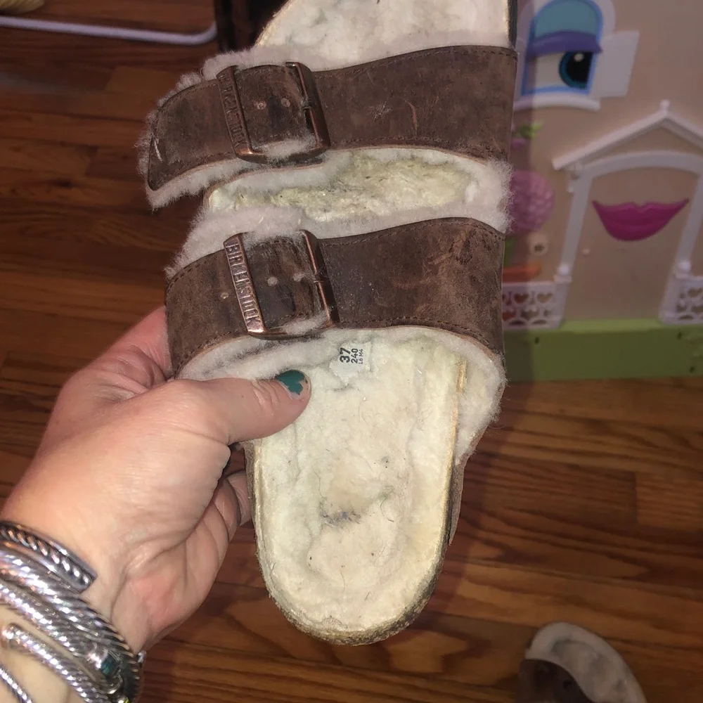 Birkenstock Brown Shearling Sandals - Picture 2 of 3